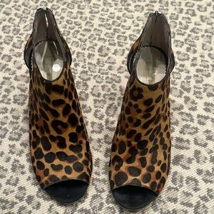 Boden Leopard Print Peep Toe Heels